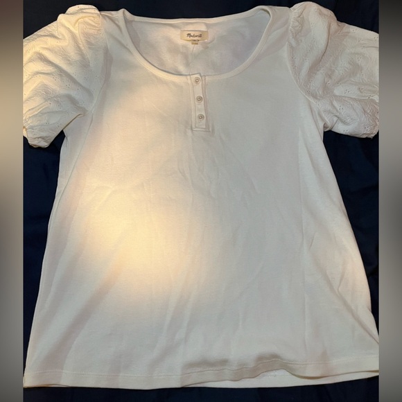 NWT Madewell Eyelet Sleeve Cotton Henley Top in Crème JCrew Popular officewear - Picture 9 of 16
